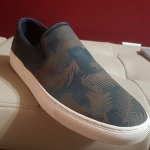 Banana republic slip on